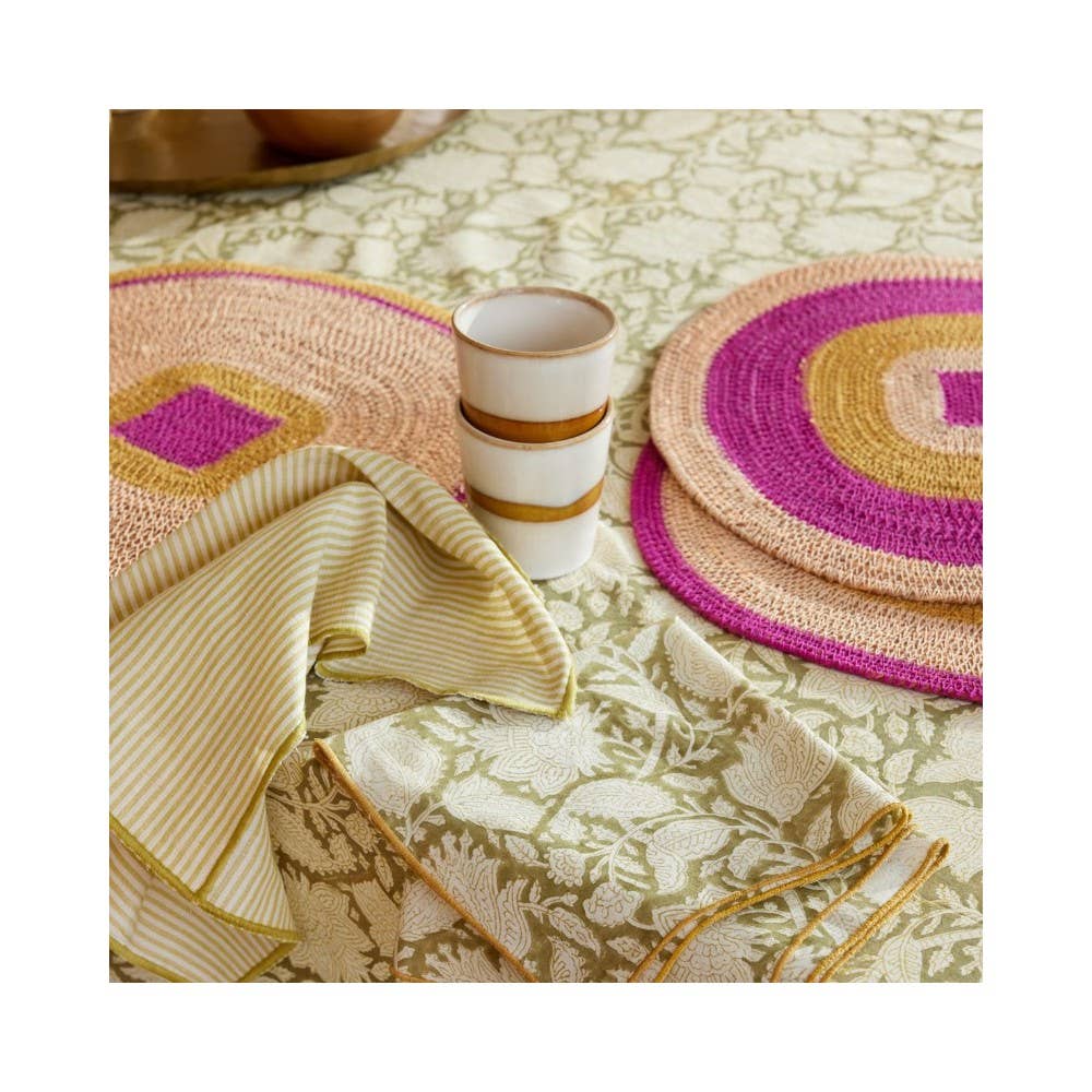 Mada Table Mat - Fuchsia Pink