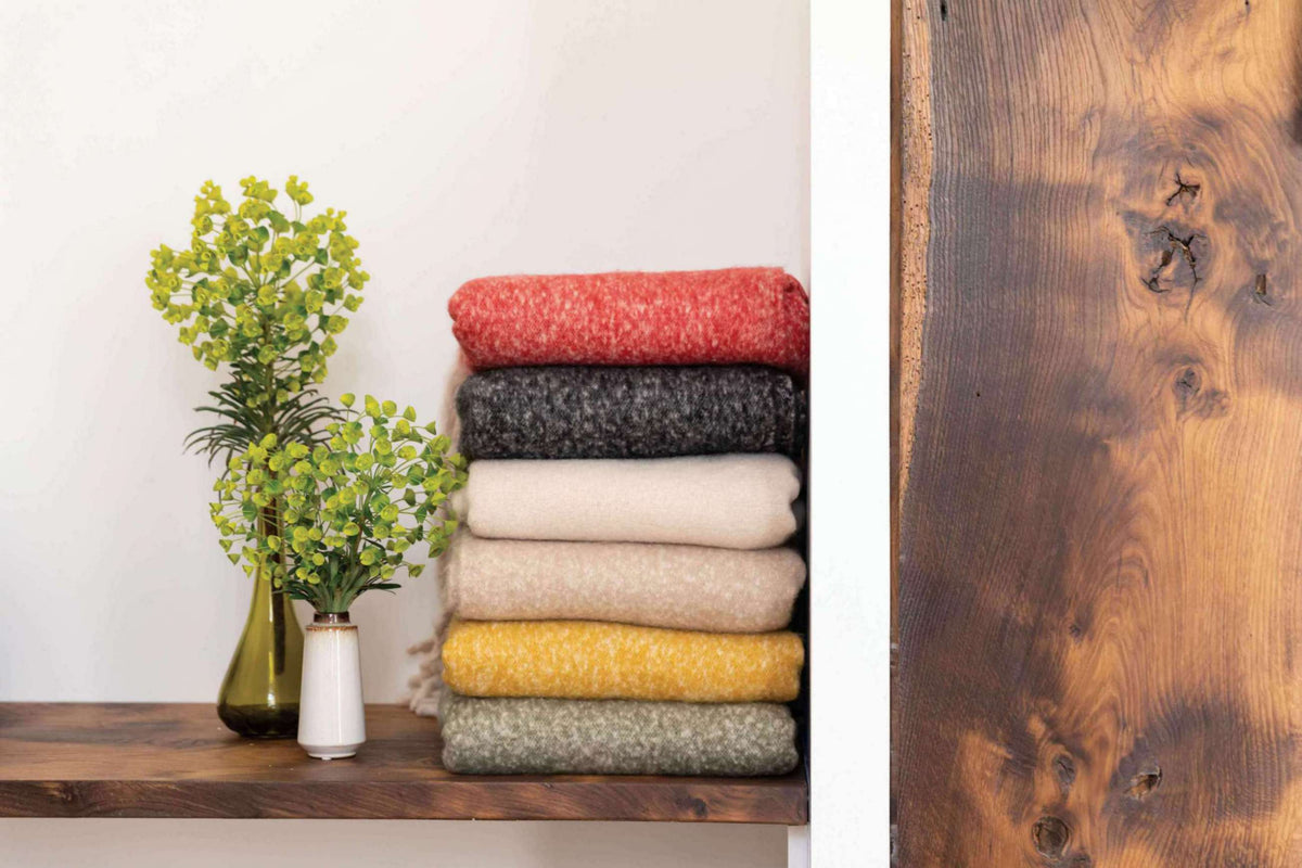 Plain Isabel Throw Neige
