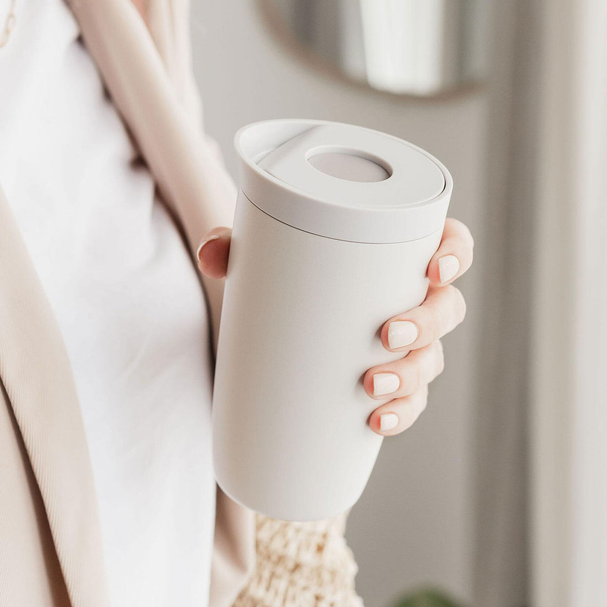 Radius Travel Cup - White