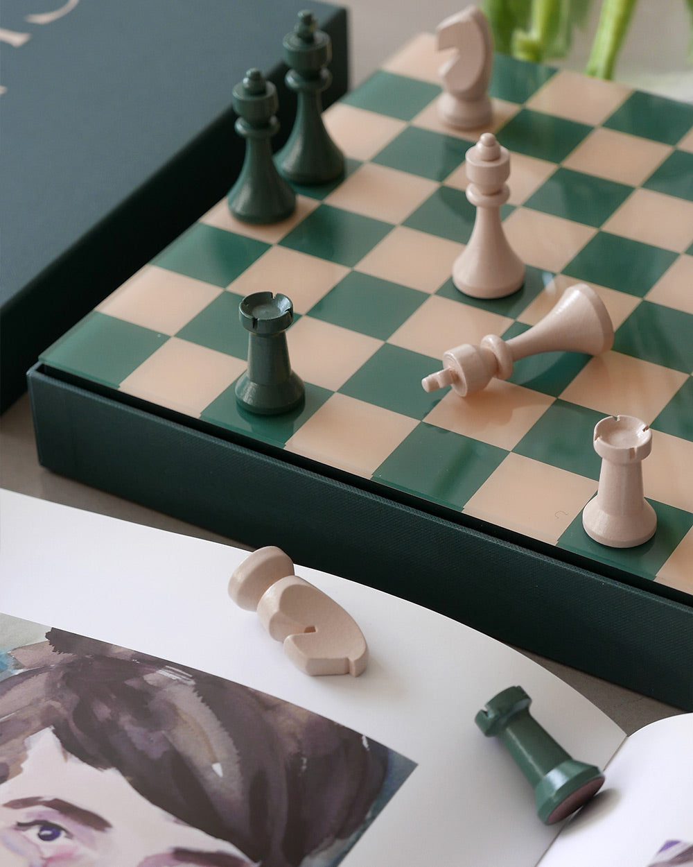 Classic Chess Set in Green