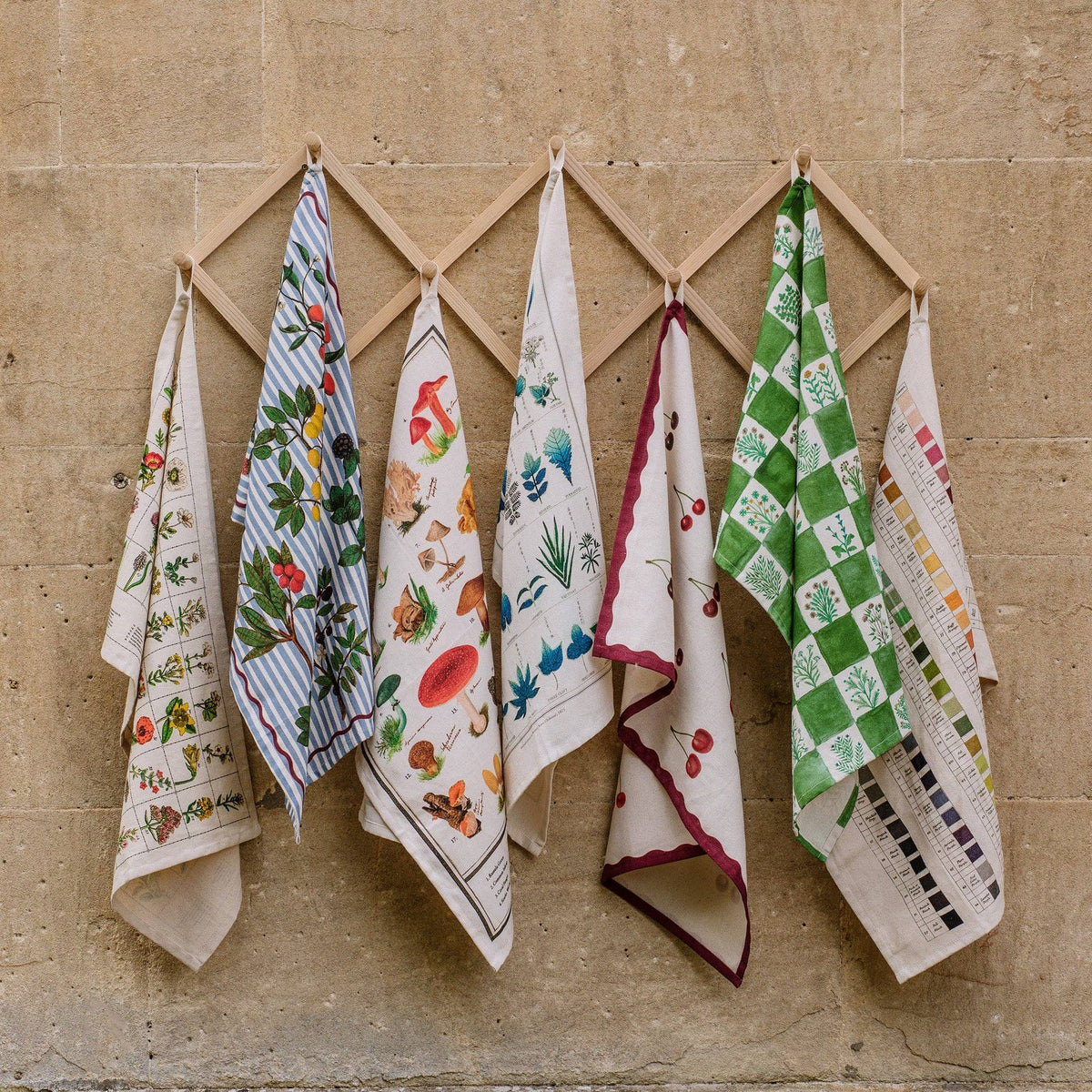Organic Cotton Tea Towel - 15th Century Herb Illustrations