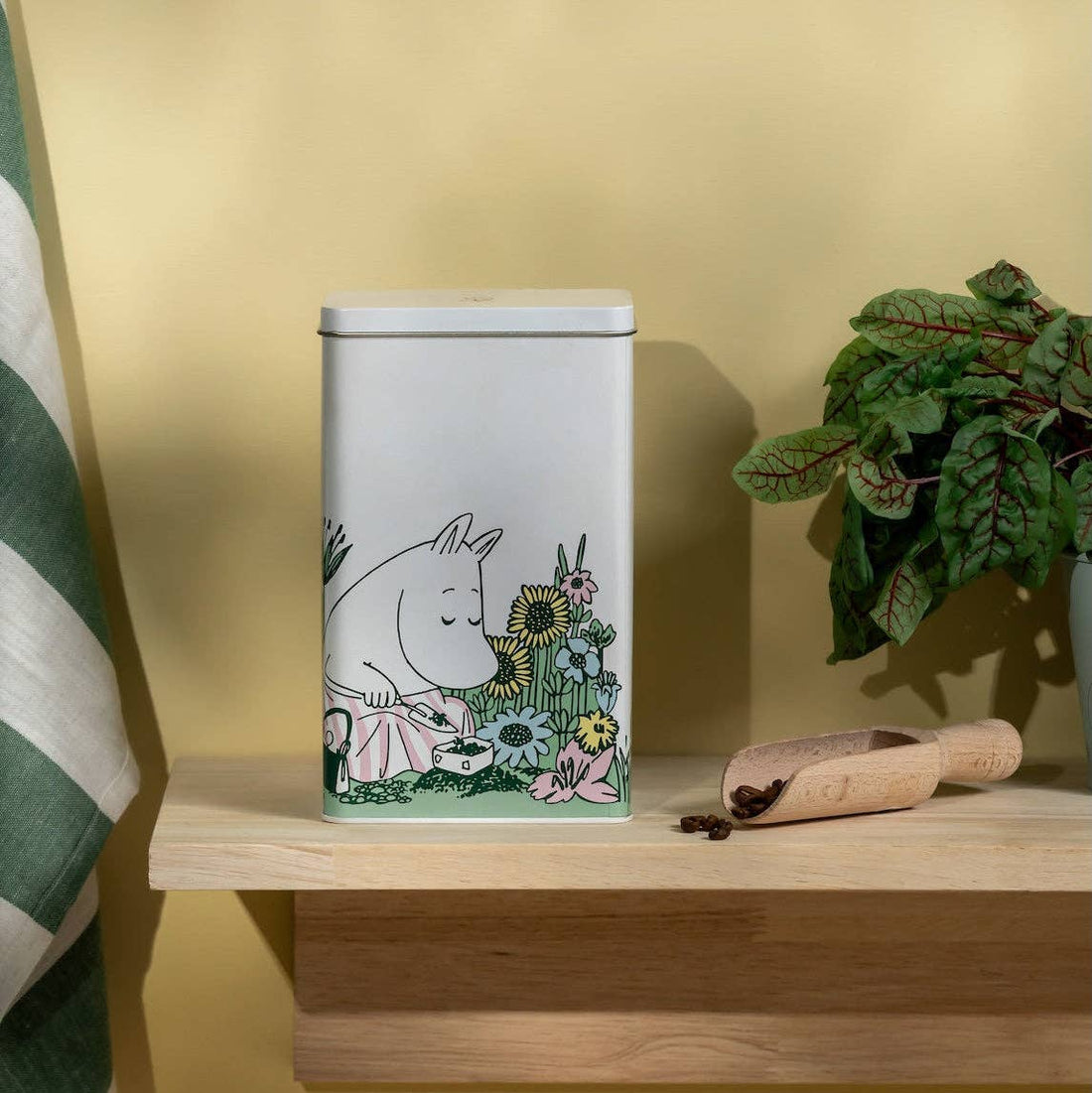 MOOMIN | Coffee Tin Jar | In The Garden | 20 x 11 x 8cm
