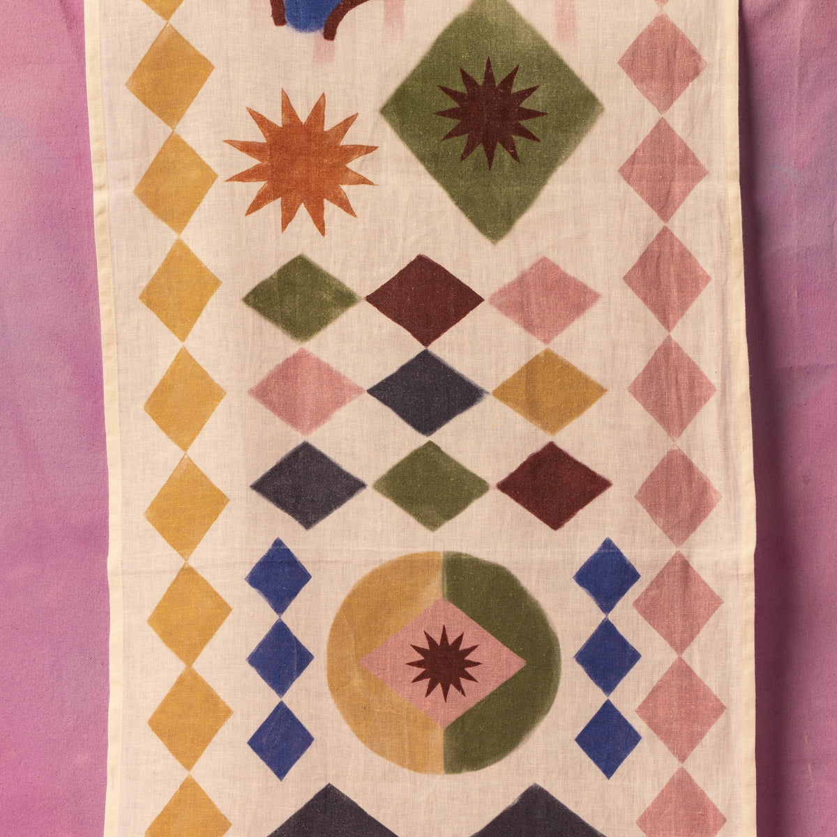 Good Table Runner 230cm x 45cm
