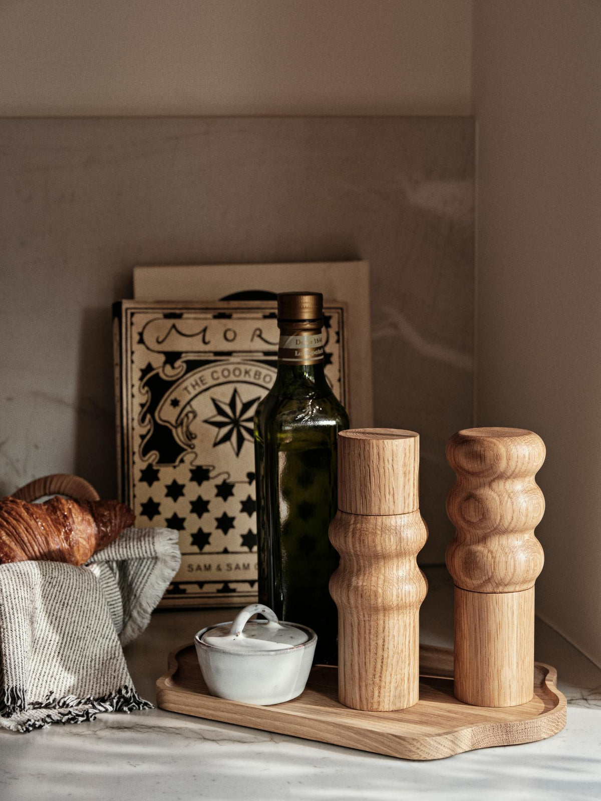 Edgar Oiled Oak Salt and Pepper Grinder