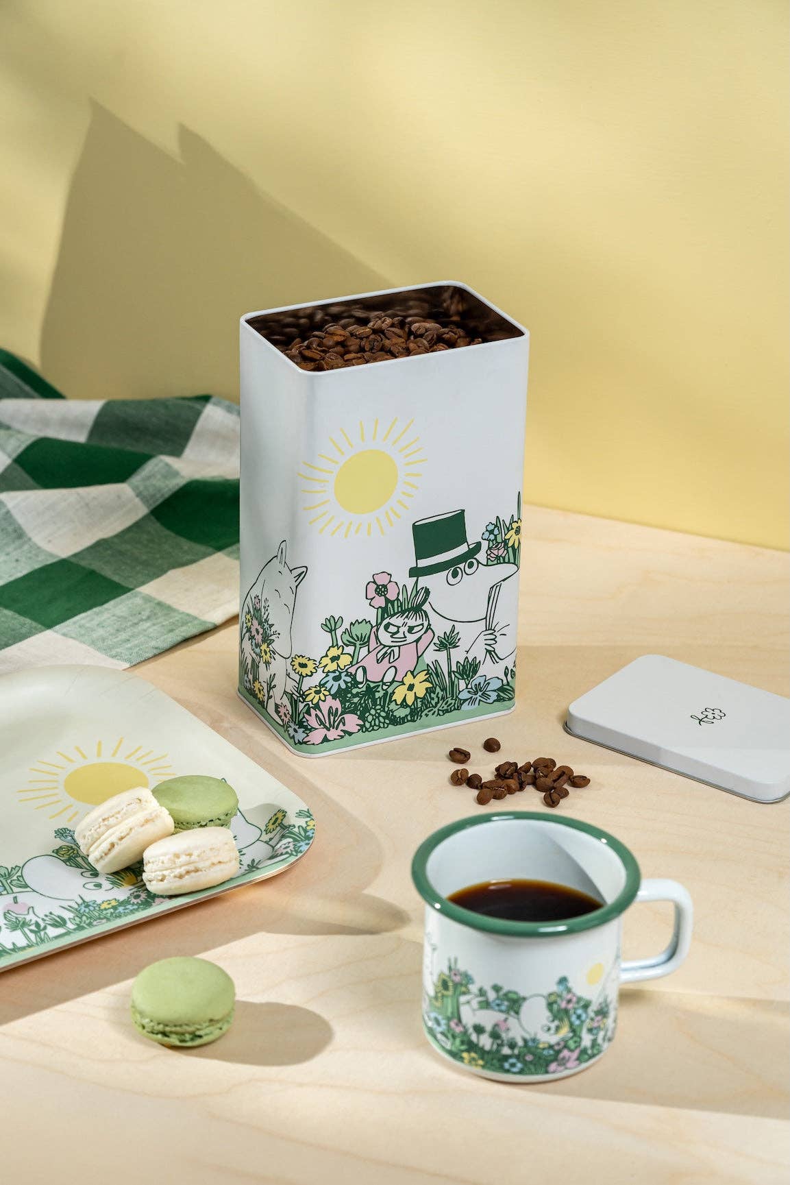 MOOMIN | Coffee Tin Jar | In The Garden | 20 x 11 x 8cm