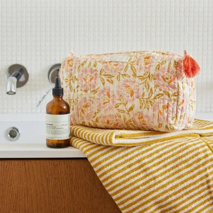 Toiletry bag - Petunia Rose