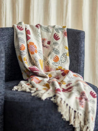 Vivielle Woven Throw with Floral Design