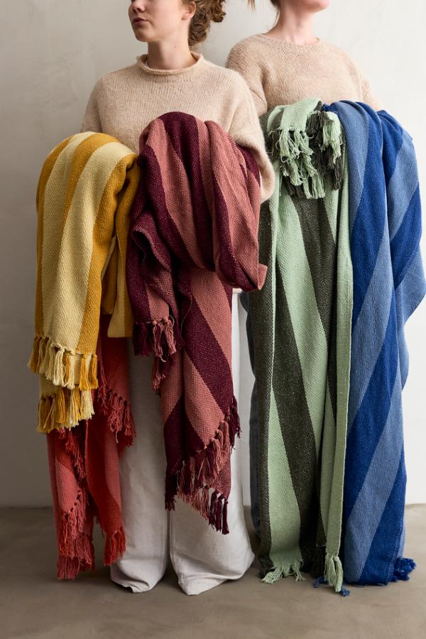 Frello Throw in Orange, Mixed Fibres