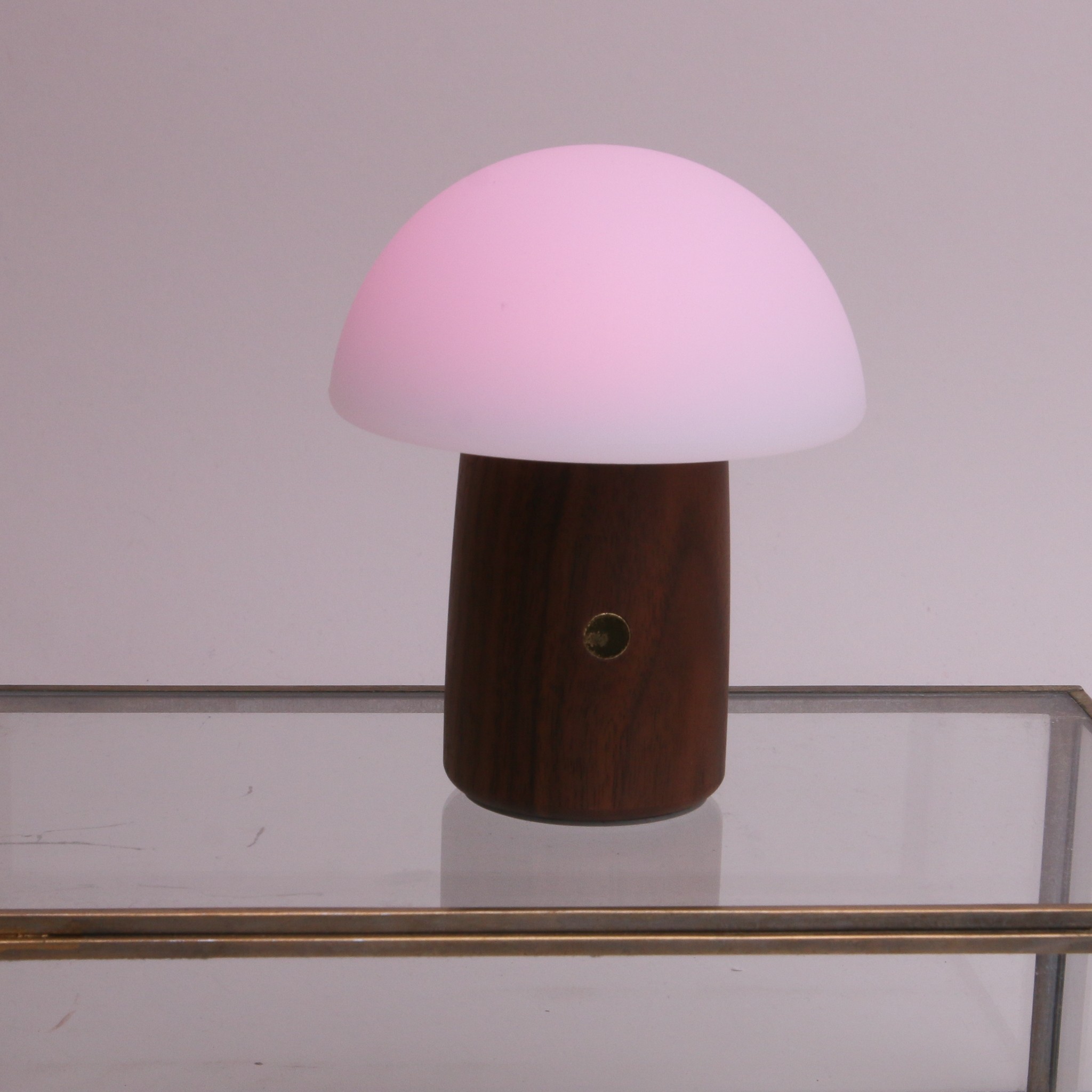 Gingko Design, Medium Walnut Alice Mushroom Light 