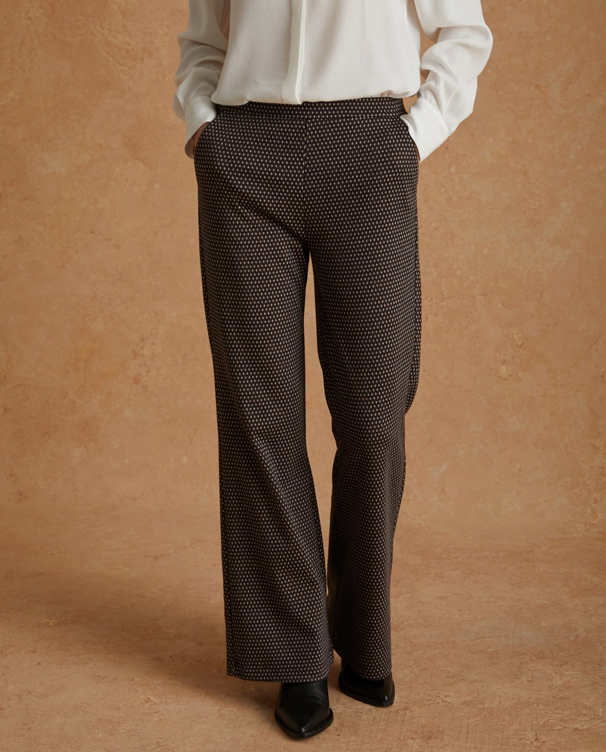 Yerse Flared Jacquard Trousers