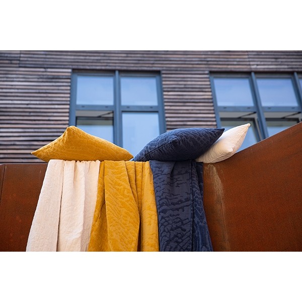 Vivaraise Ines Cushion Cream