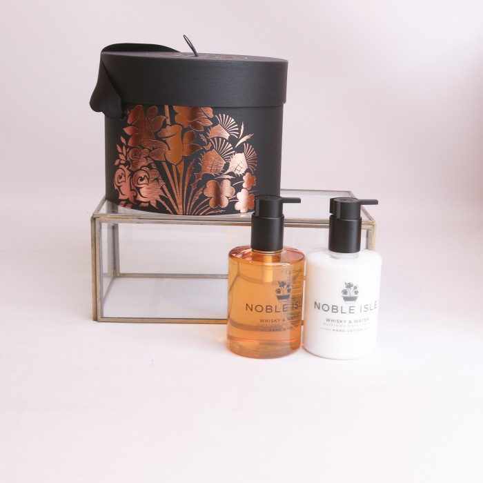 Noble Isle, Whisky and Water Handcare Set