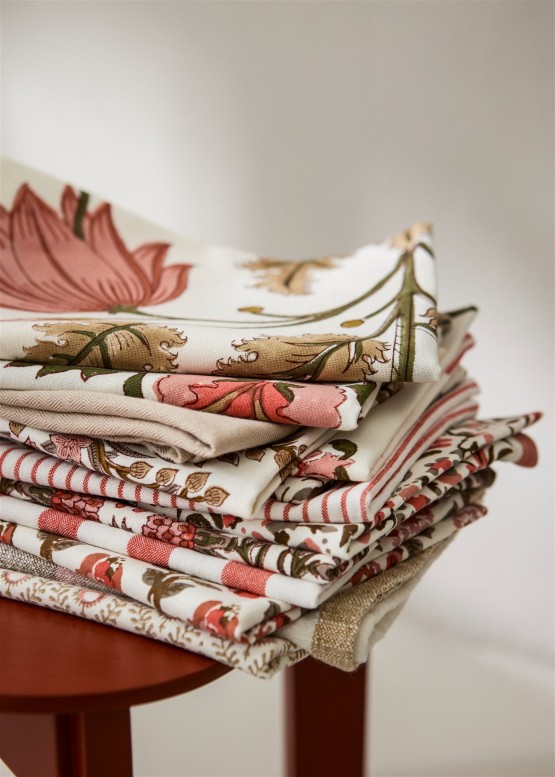 Bungalow DK Flora Rose Kitchen Towel 