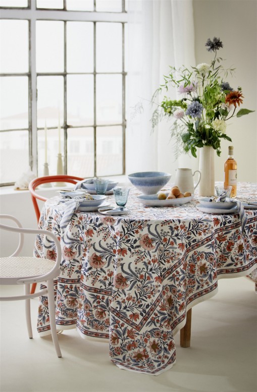 Bungalow DK Tablecloth Lily Ocean Blue